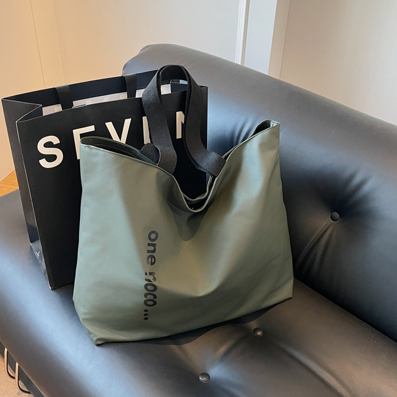 Women Bags Coach - Reistassen, Zwemtassen, Sporttas, Fitnessrugzakken, Damestas, Schoudertas,