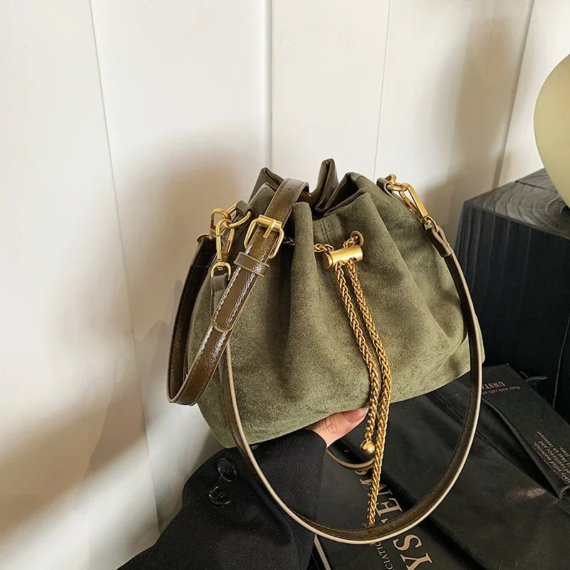 Zacht effen kunstsuède Eenvoud - Women Bags Zara recensie en prijs